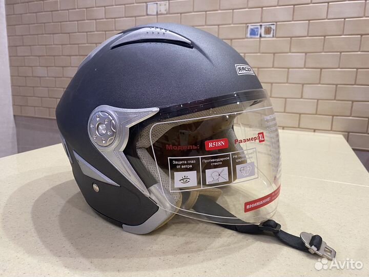 Мотоциклетный шлем Racer