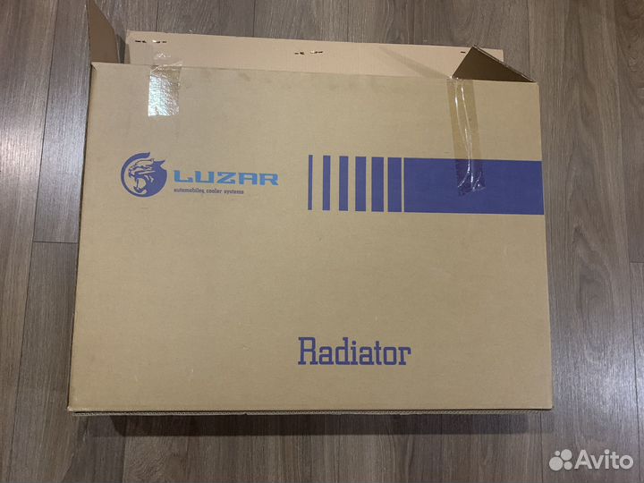 Радиатор охлаждения Luzar Nissan Qashqai 1.6