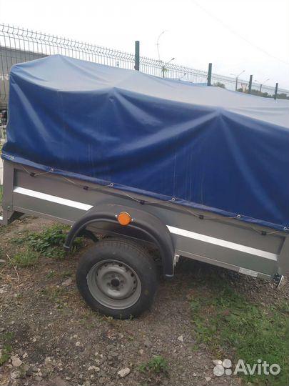 Прицеп на легковой автомобиль