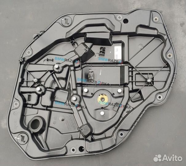 Стеклоподъемник задний левый BMW 1 F40 2020