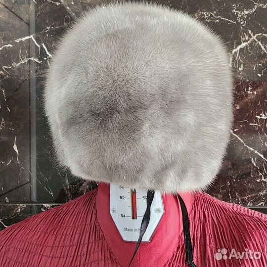 Шапка женская голубая норка в идеальном состоянии