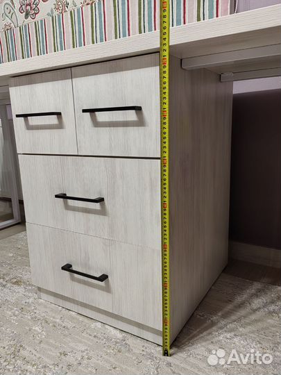 Стол письменный двухместный