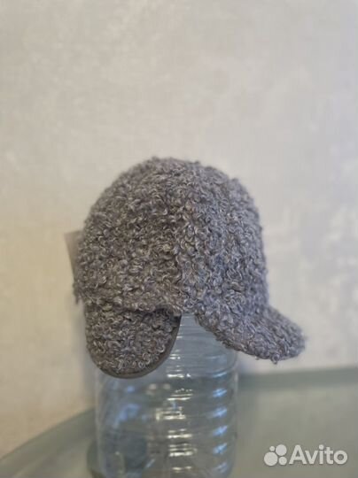 Шапка новая с ушками