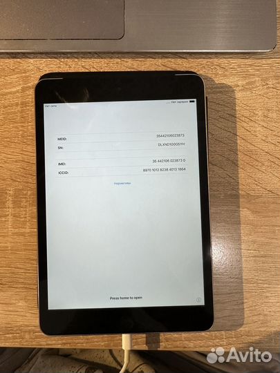 Apple iPad mini 3 Wi-Fi Cellular 128GB Space Gray