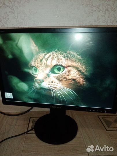 Монитор samsung 24 Full HD