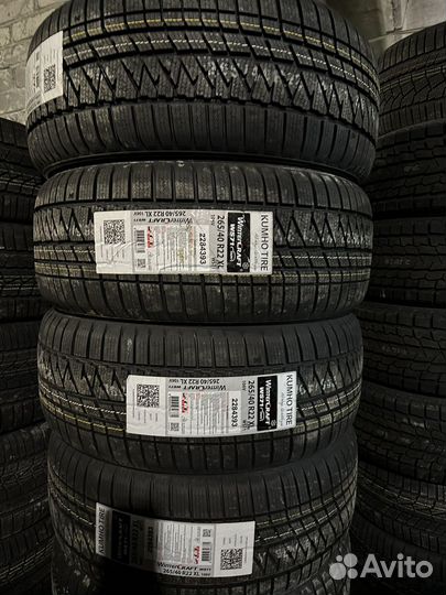 Kumho WinterCraft WS71 265/40 R22 106V
