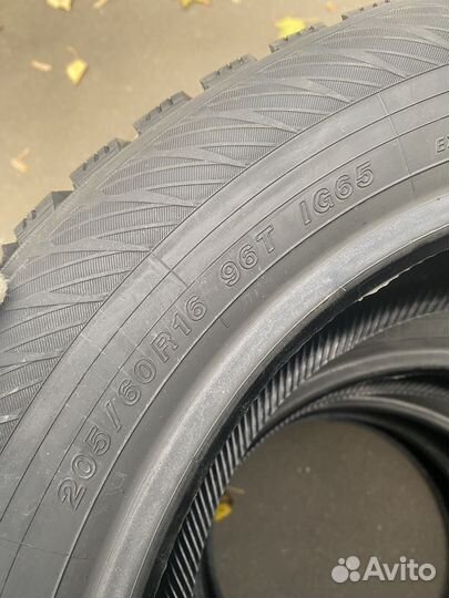 Yokohama Ice Guard IG65 205/60 R16 96T