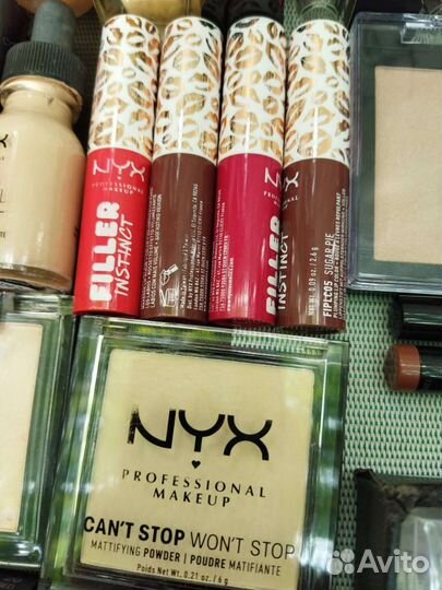 Набор косметики для визажиста