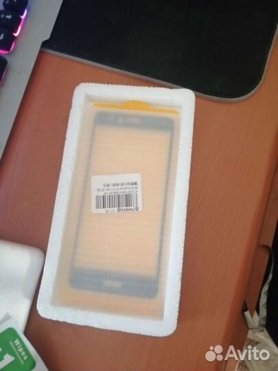 Защитное стекло на huawei p10 lite