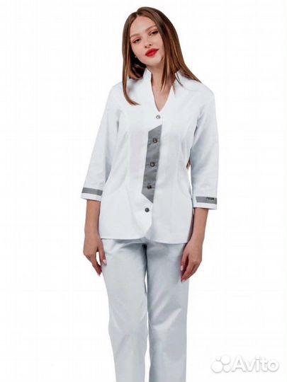 Медицинский костюм женский