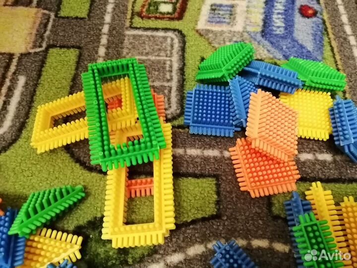 Игольчатый конструктор