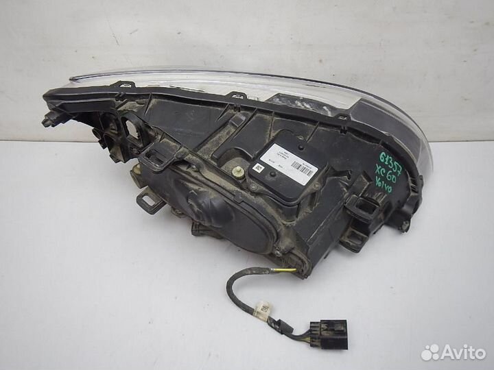 Фара левая Volvo S60