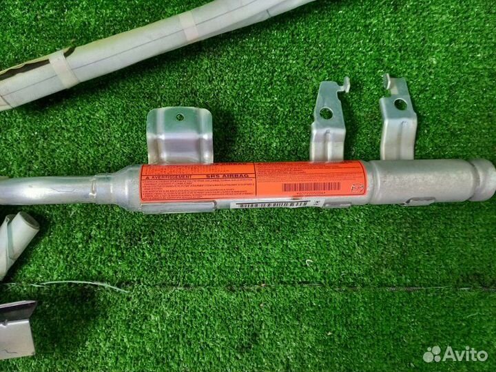 Подушка безопасности боковая, потолочная правая