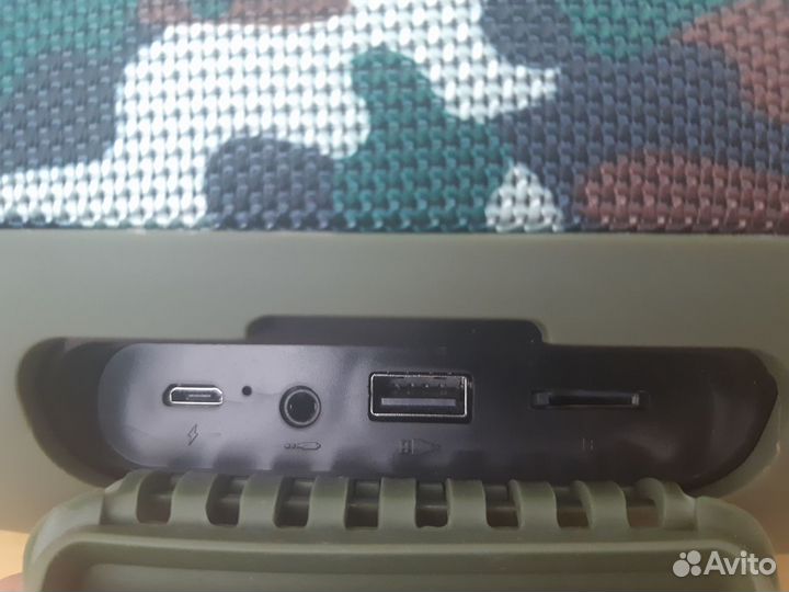 Колонка JBL boomsbox