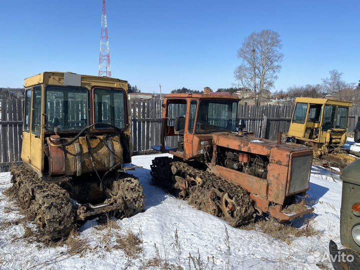 Трактор ВгТЗ ДТ-75, 1982