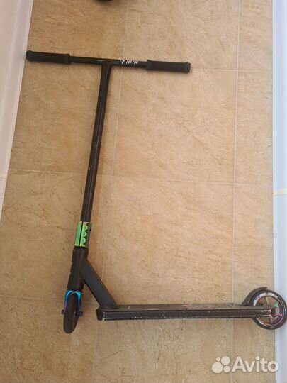 Трюковой самокат FOX PRO RAW3