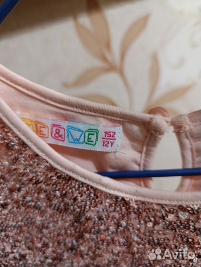 Платье с пайетками 152