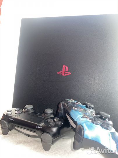 Sony PlayStation4 Pro model CUH-7208B