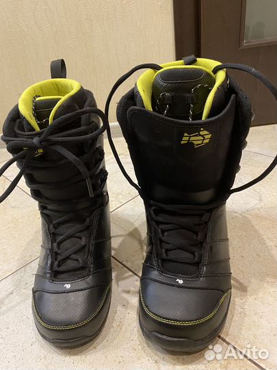 Продам сноуборд +крепления +ботинки