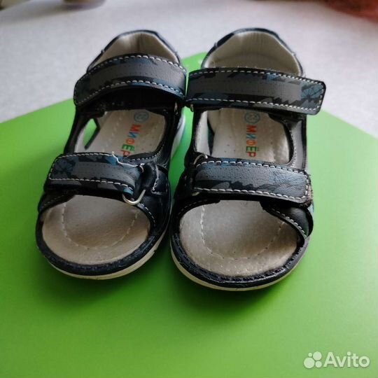 Сандалии 22