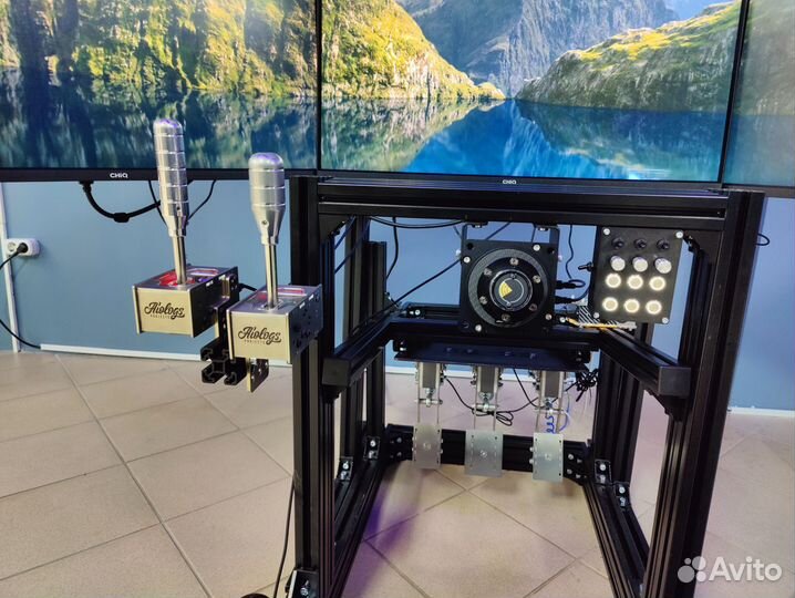 Продам гоночный симулятор на Simagic