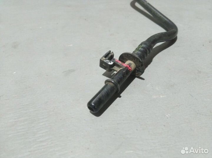 Трубка топливная задняя Hyundai Solaris седан 1.6