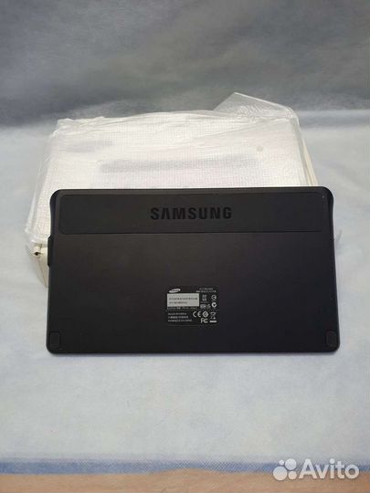 Док-станция Samsung Galaxy Tab 8.9 Keyboard Dock