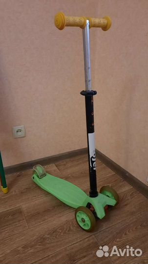 Самокат детский трехколесный