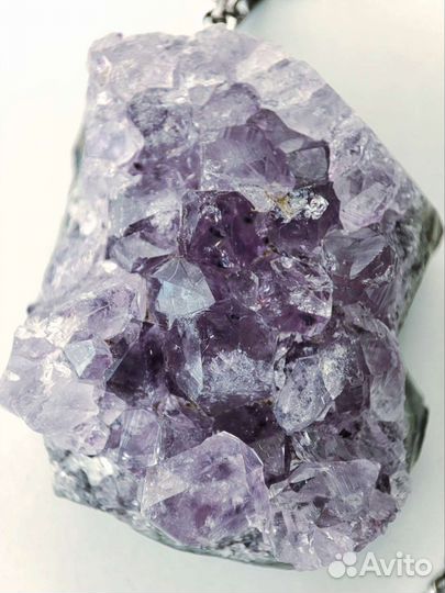 Аметистовый кулон на цепочке