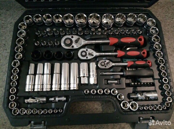 Инструмент в наборе 150 предметов