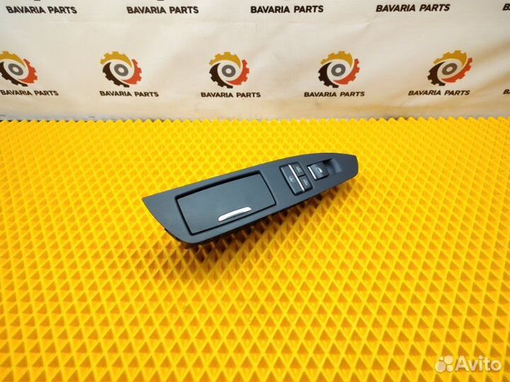 Блок управления стеклоподъемниками задний левый