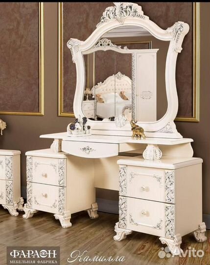 Спальный гарнитур