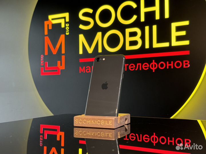 iPhone SE (2020), 64 ГБ