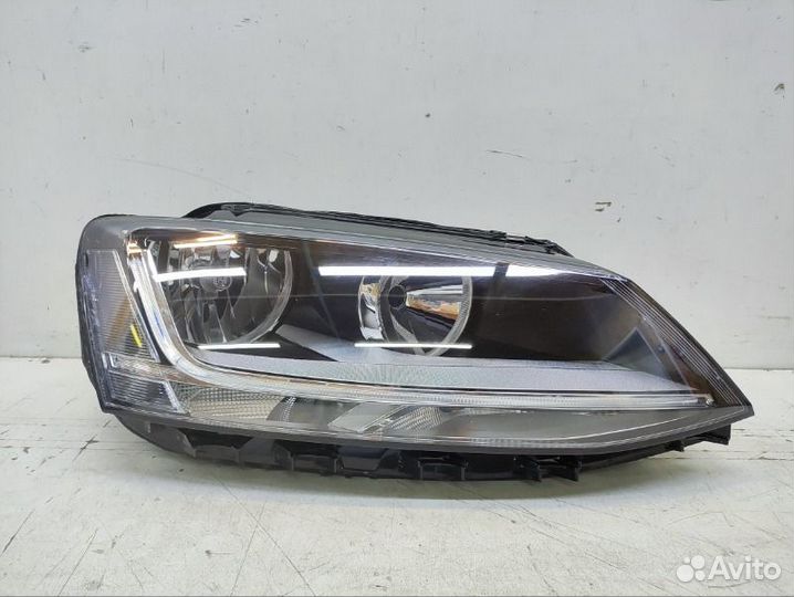 Фара правая Volkswagen Jetta 6 2015-2017