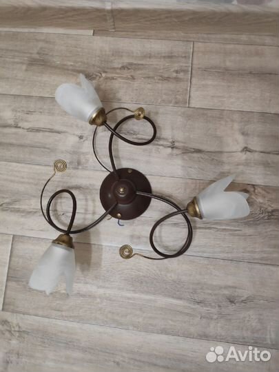 Люстра потолочная 3 лампы