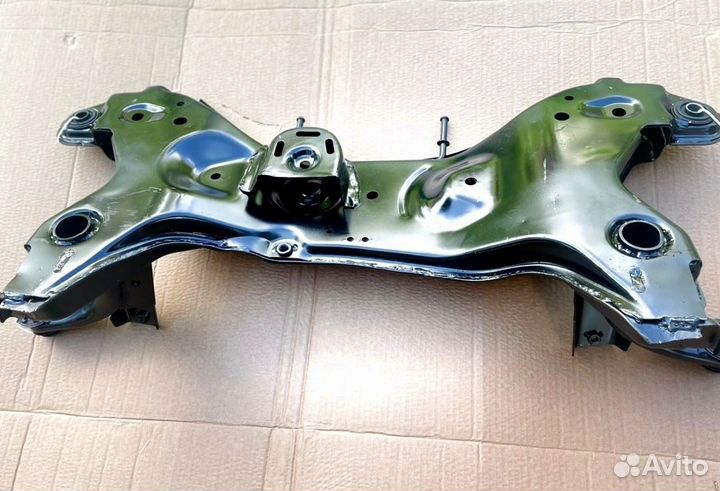 Подрамник Hyundai Getz