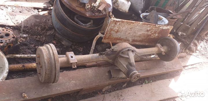 Задний мост