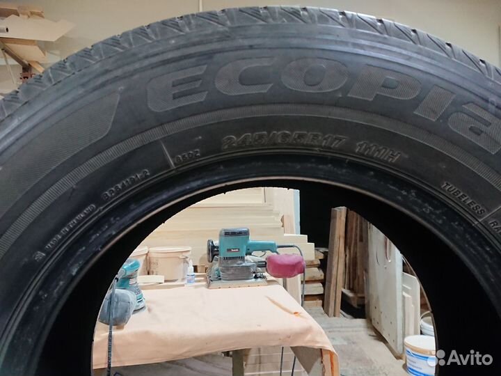 Bridgestone Ecopia EP850 245/65 R17