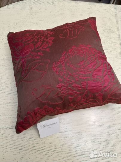 Покрывало и подушки