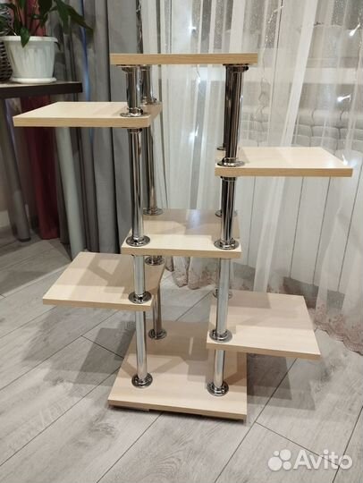 Полка для цветов