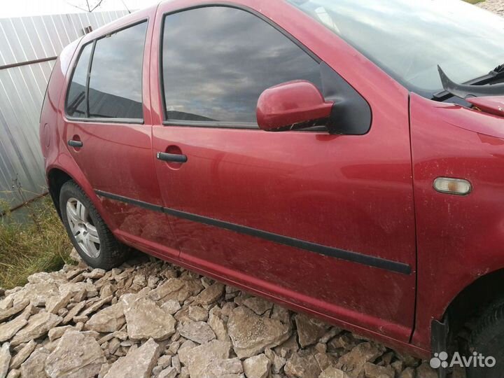 Дверь передняя задняя Golf 4 стекло замок