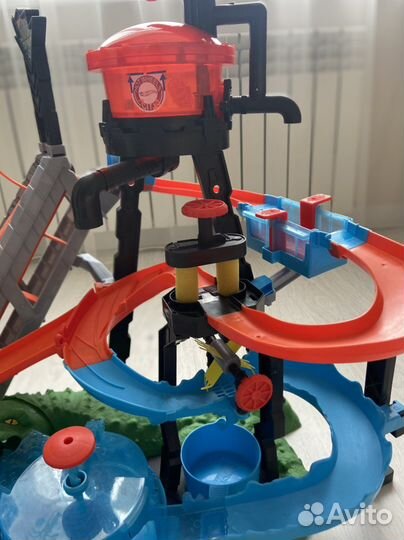 Трек hot wheels, трек хот вилсс с крокодилом