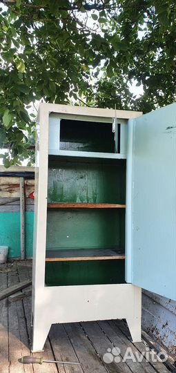 Сейф металлический