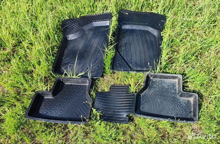 Автомобильные коврики резиновые лада Гранта