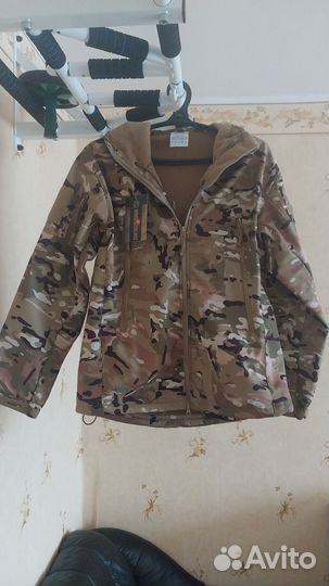 Костюм softshell 44р мультикам новый