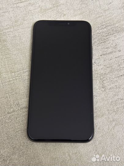 iPhone X, 64 ГБ