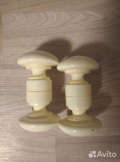 Ручки дверные деревянные,радиоприемник,вентилятор