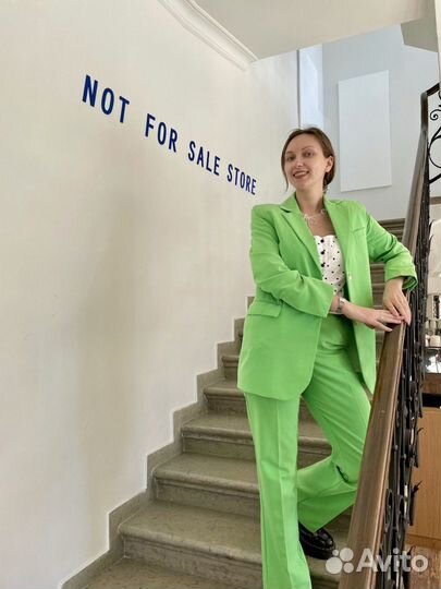 Костюм блейзер и брюки NOT FOR sale