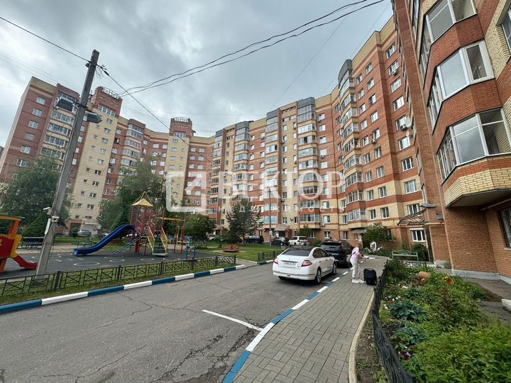 3-к. квартира, 76 м², 3/10 эт.