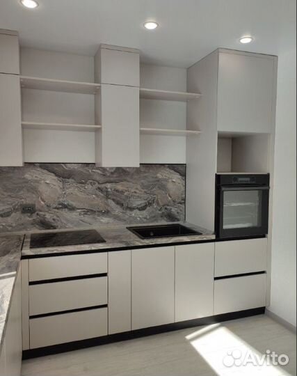 Современный кухонный гарнитур на заказ